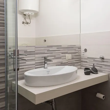 Apartment Am With Terrace By Wonderful Italy