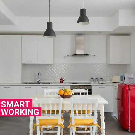 Apartment Am With Terrace By Wonderful Italy