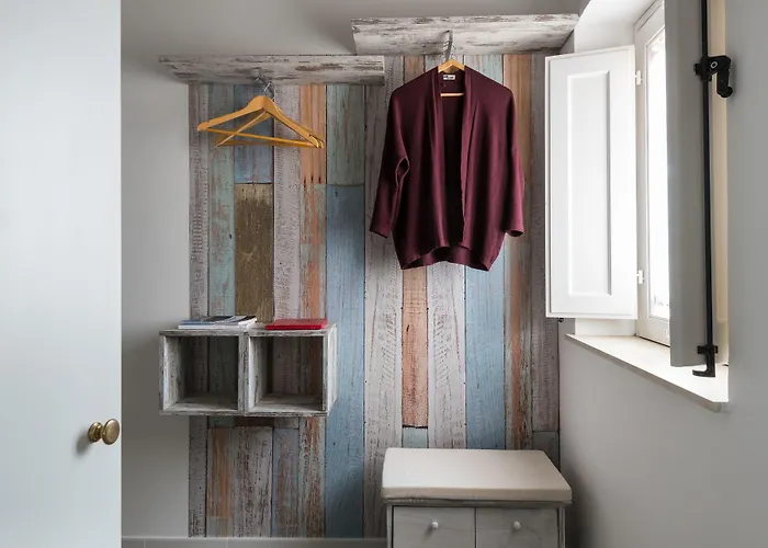 Am With Terrace By Wonderful Italy * Syracuse