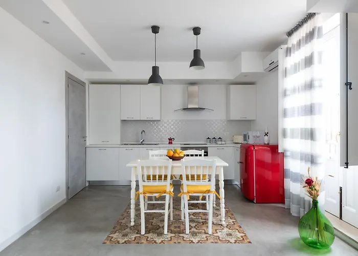 Am With Terrace By Wonderful Italy Syracuse