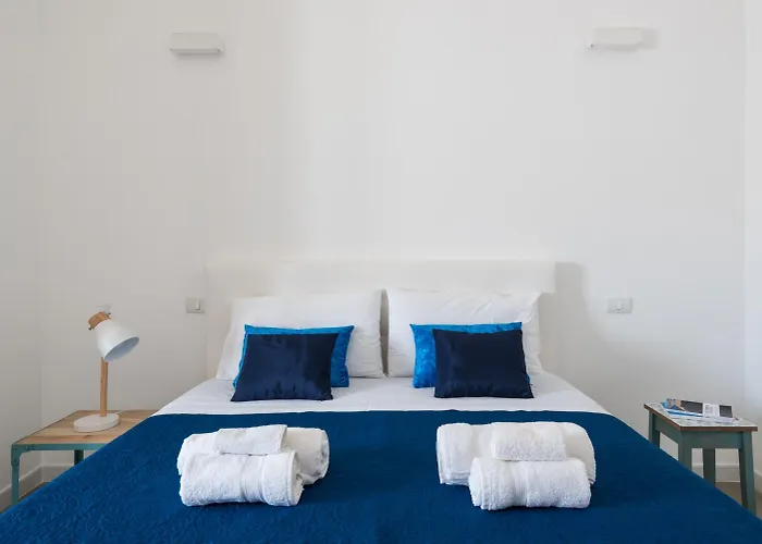 Am With Terrace By Wonderful Italy *